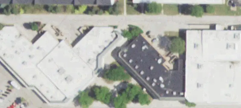 Retail Space Near Hawthorn Mall