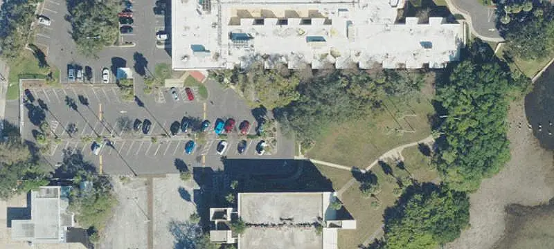 10-Unit Courtyard Apartment Building