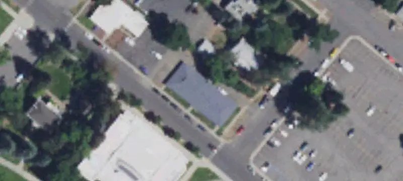 10-Unit Apartment Building