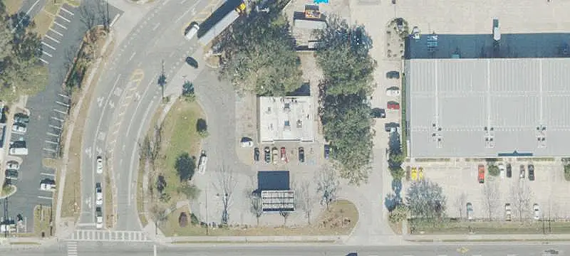 7-Eleven Convenience Store