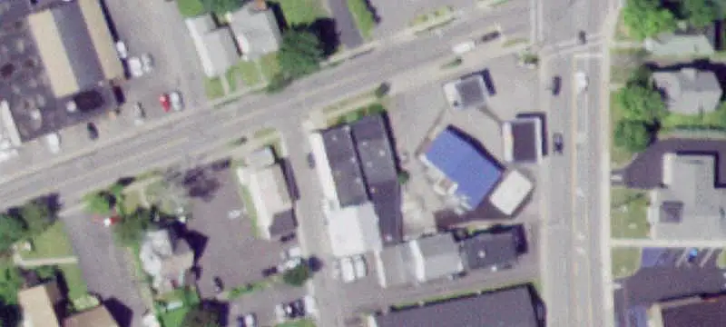 Office Building with Dual Street Frontage