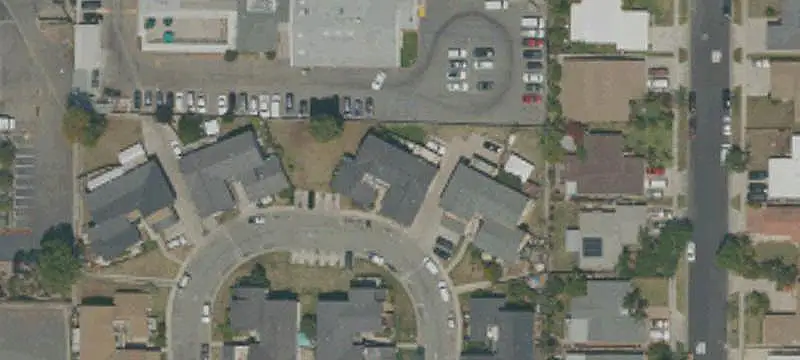 4-Unit Multifamily Building