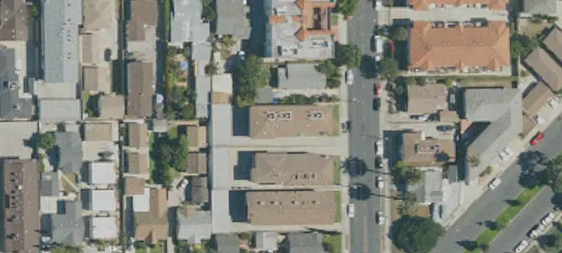 5-Unit Apartment Building