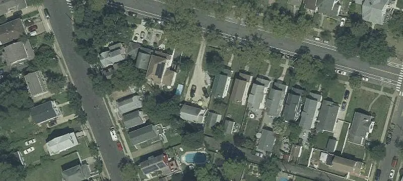 2-Unit Duplex with Yard