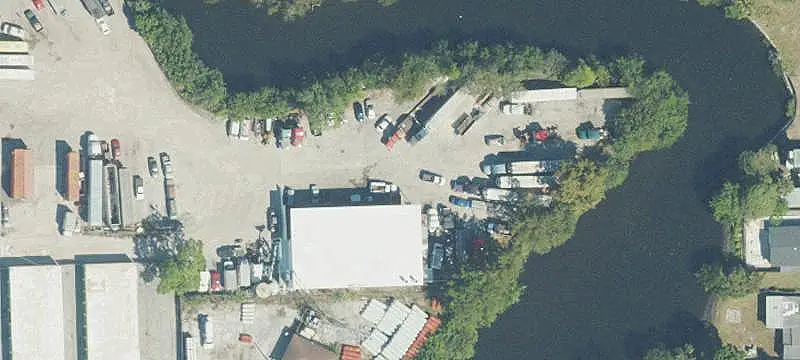 Flex Warehouse with Fleet Parking