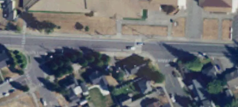 Warehouse with Graveled Yard