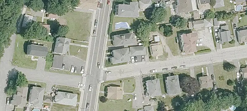 Duplex with Fenced Yard