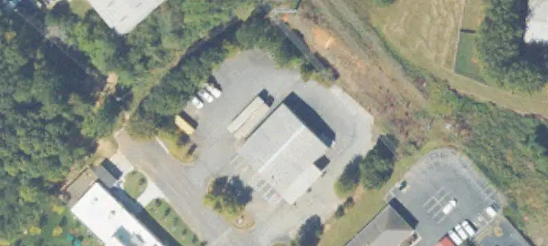 Freestanding Warehouse with Paved Yard