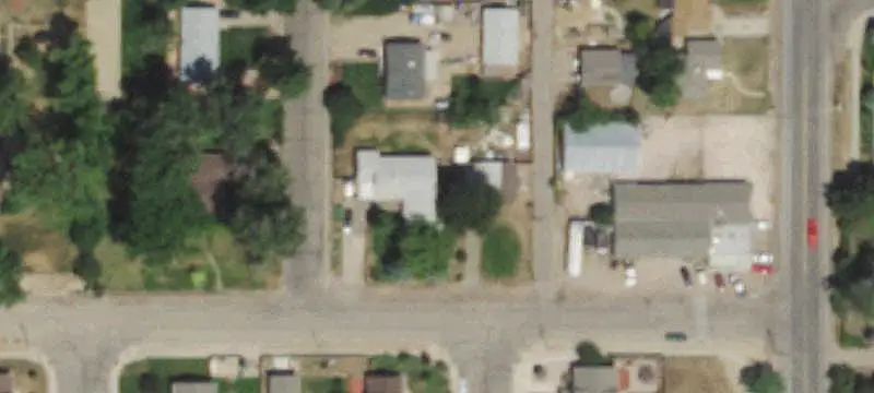 Auto Shop with Secured Yard