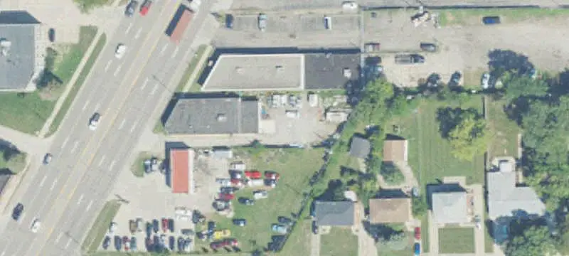 Automotive Property with Repair Bays