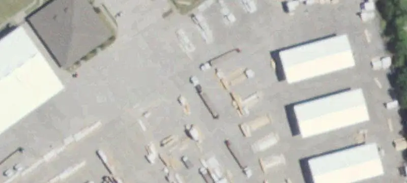 Retail Space at Signalized Intersection