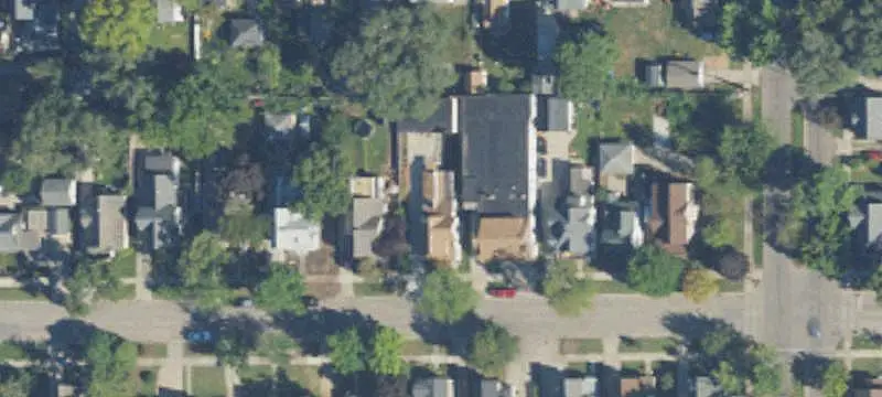 Mixed-Use Property with Bonus Space