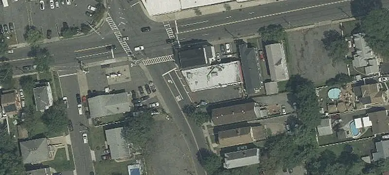 Restaurant and Bar with Liquor License