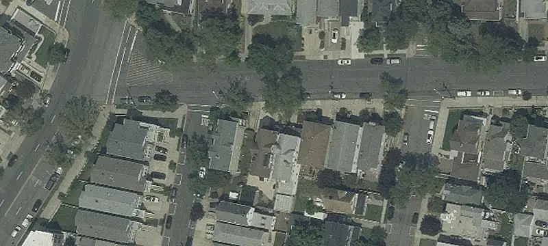 3-Unit Triplex with Garage