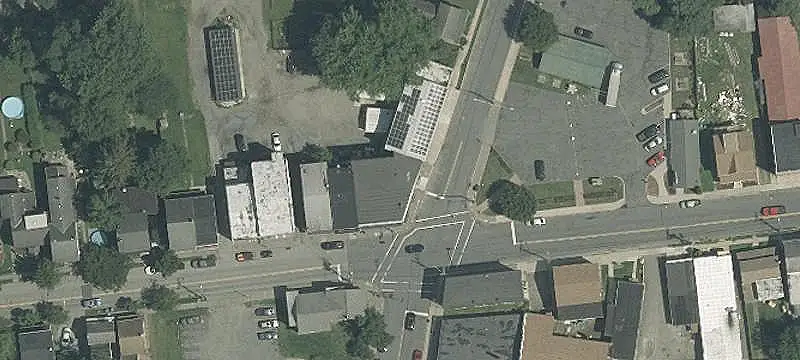 Three-Level Mixed-Use Building