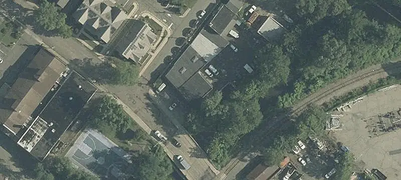 Specialty Building with Parking