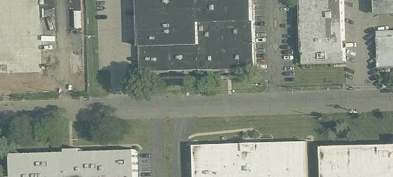 Flex Space with Garage Door