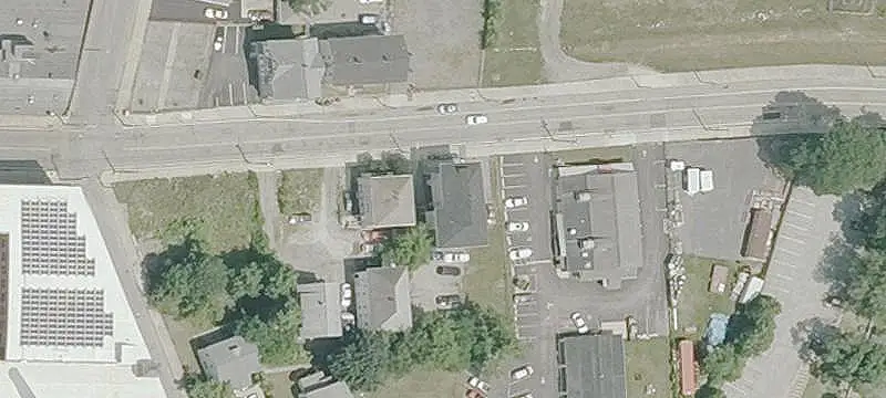 8-Unit Apartment Building