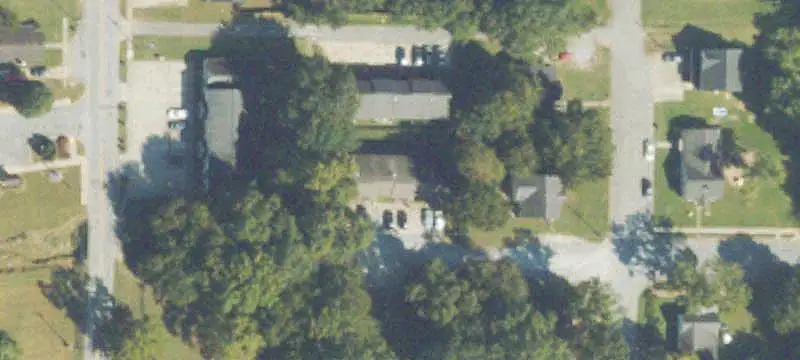 6-Unit Apartment Building
