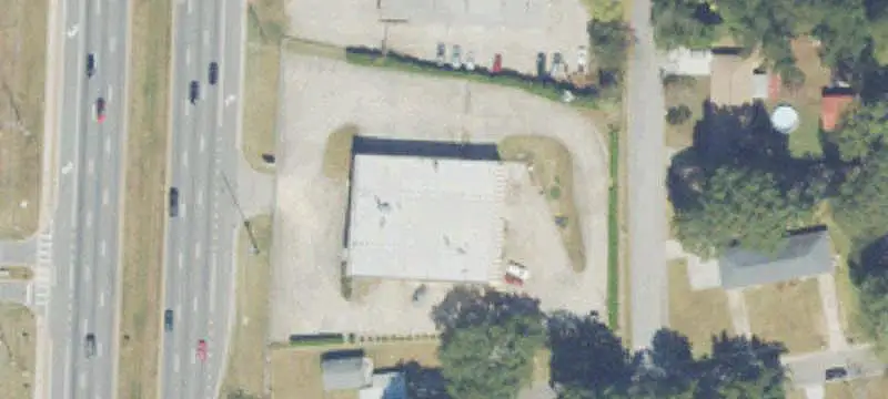 Auto Shop with Included Equipment