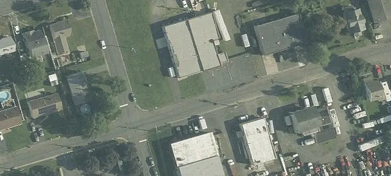 Warehouse with Fenced Outdoor Storage