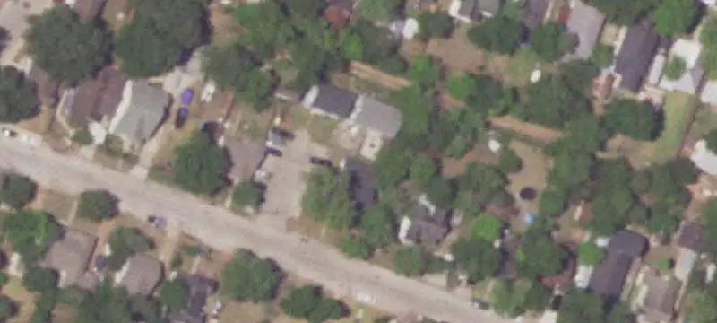 4-Unit Multifamily Building
