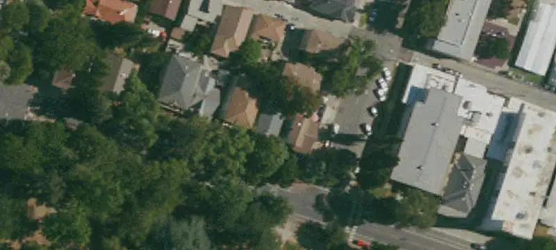 Fourplex with Vacant Upper Unit
