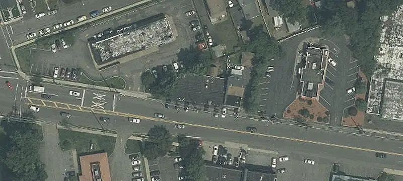 Mixed-Use Property with Restaurant