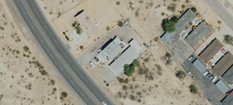 8-Unit Apartment Building