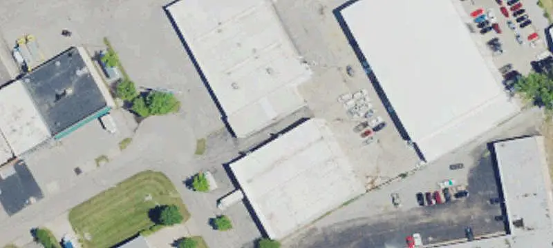 Dock-Access Flex Space