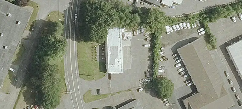 Warehouse with Secured Storage Yard