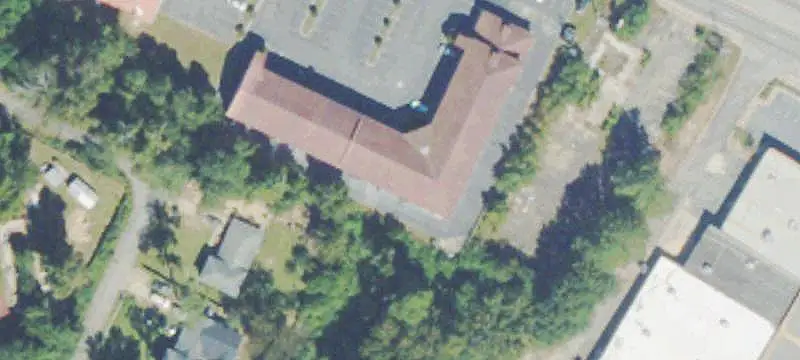 Retail Center with Flexible Suites