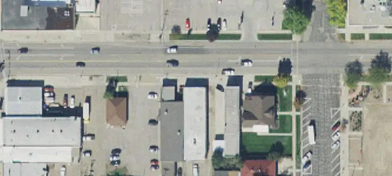 Flexible-Use Storefront Building