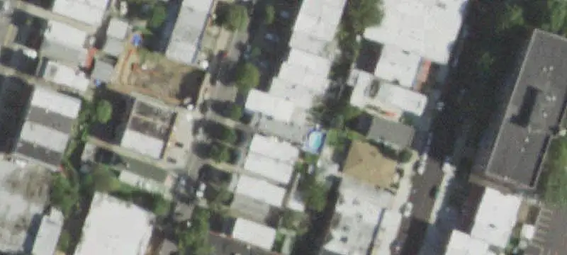 6-Unit Apartment Building