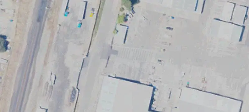 Drive-Through Warehouse
