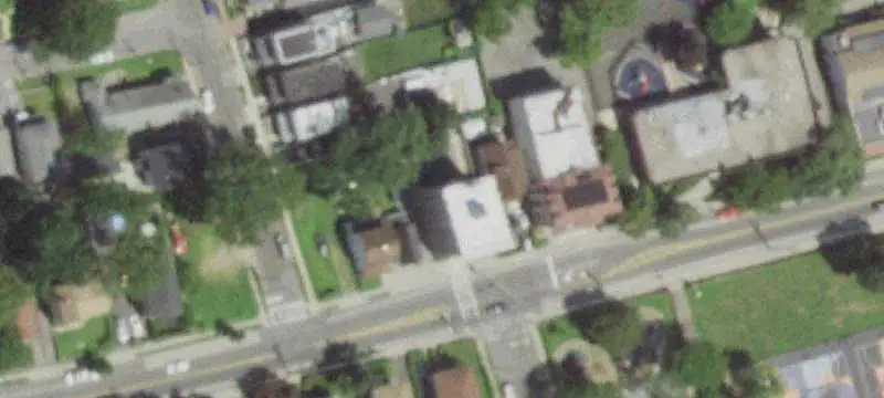 9-Unit Brick Apartment Building