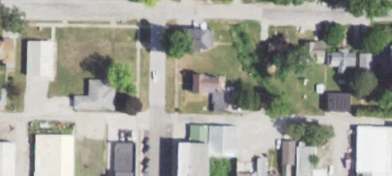 Mixed-Use Property with Ice Cream Shop