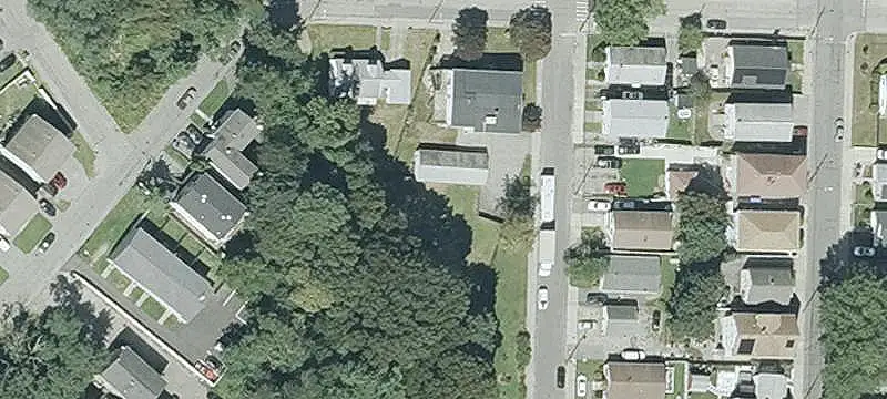 3-Unit Triplex with Six-Car Garage