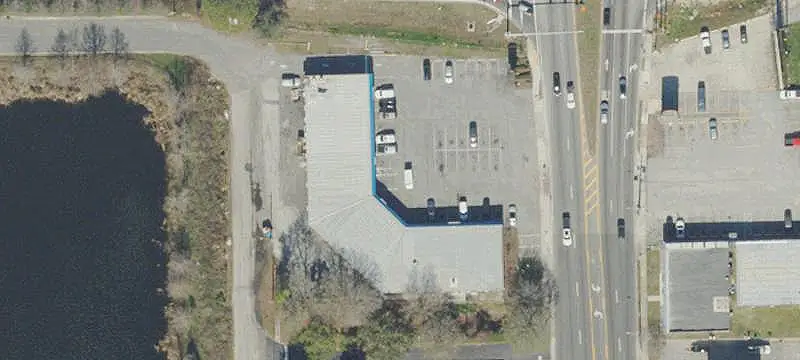 Multi-Tenant Shopping Center
