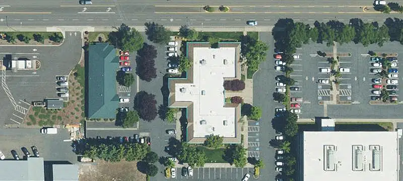 Multi-Tenant Medical Office Building