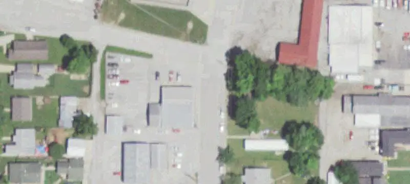 Auto Shop with Garage Doors