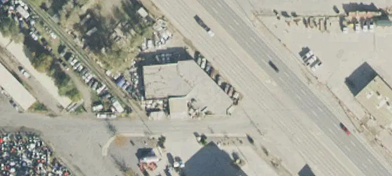 Flex Building with Secure Yard