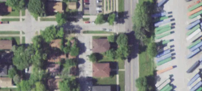 6-Unit Brick Apartment Building