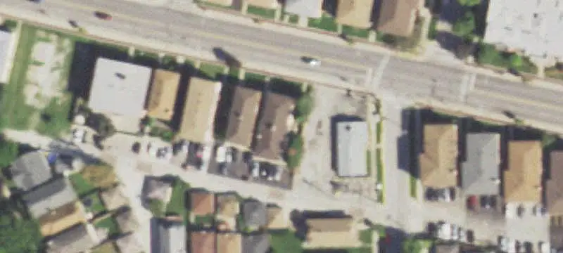 6-Unit Brick Apartment Building