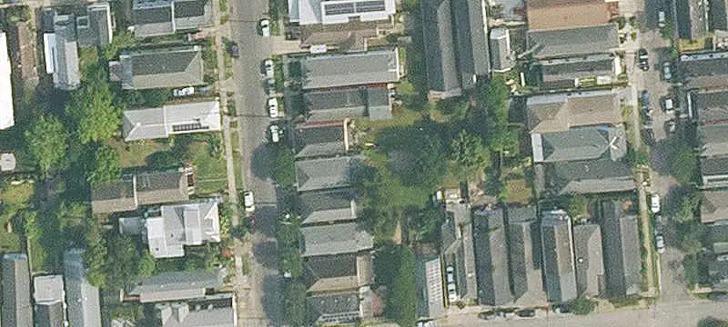Shotgun Duplex with Backyard