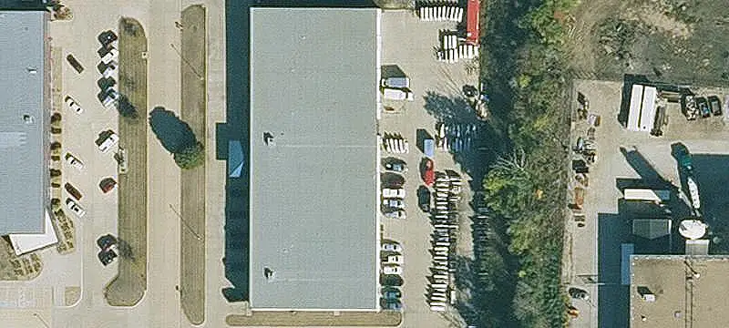 Flex Space with Warehouse Doors