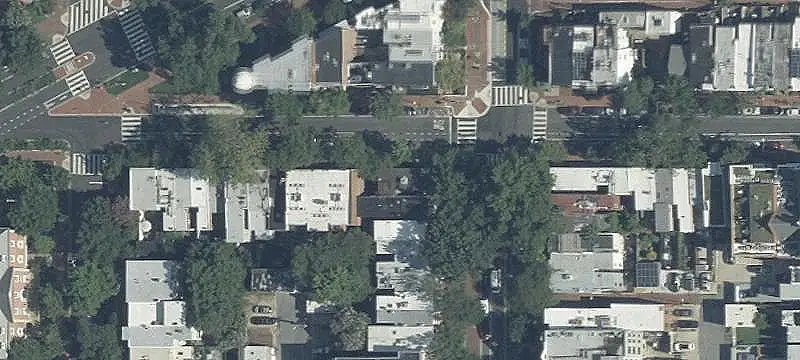 Retail Space Near Metro