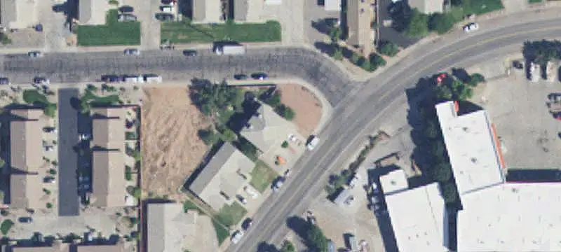 Two-Unit Duplex on Corner Lot