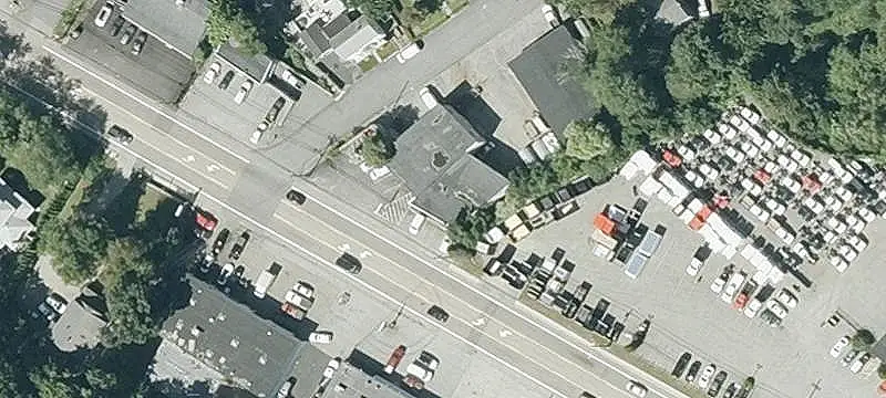 Multi-Tenant Specialty Building