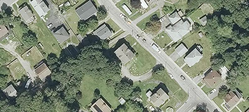 4-Unit Building with Third-Floor Space